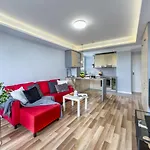 Z Widokiem Na Panorame Miasta 아파트 크라쿠프